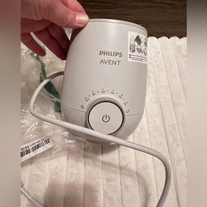 Philips Avent White Electric Bottle Warmer